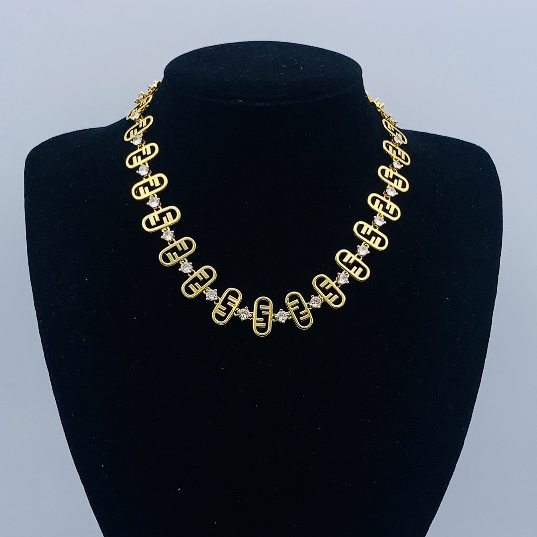 Fendi necklace 12lyh62